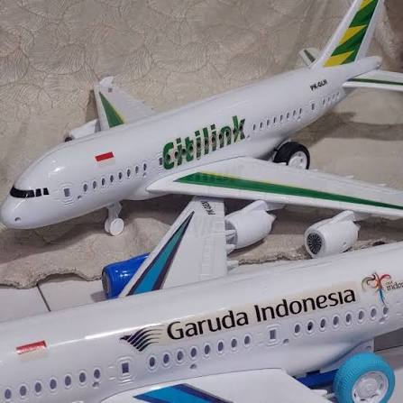 sub-Ini Layanan call center Garuda Indonesia 